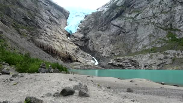 Briksdalsbreen Mest Lättillgängliga Och Mest Kända Armarna Glaciären Jostedalsbreen — Stockvideo