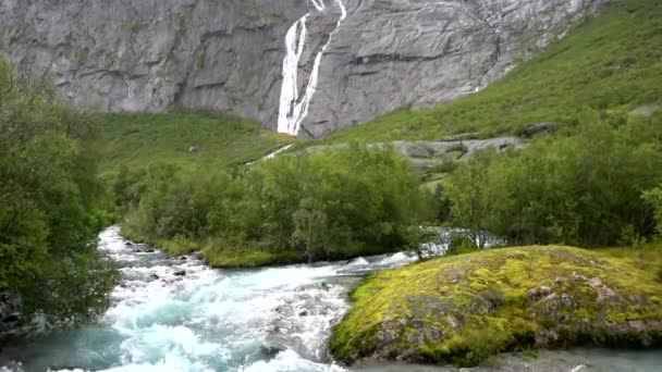 Briksdalsbreen Mest Lättillgängliga Och Mest Kända Armarna Glaciären Jostedalsbreen — Stockvideo