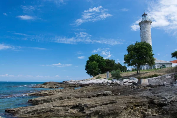 Savudrija Ist Eine Küstensiedlung Nordwestlichen Istrien Kroatien Der Leuchtturm Ist — Stockfoto