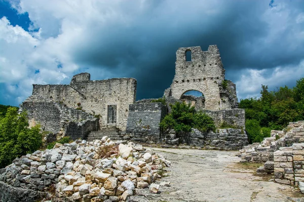 Dvigrad Adalah Sebuah Kota Abad Pertengahan Yang Ditinggalkan Pusat Istria — Stok Foto