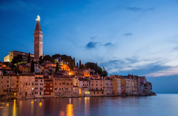 Rovinj Adalah Sebuah Kota Kroasia Yang Terletak Utara Laut Adriatik Stok Gambar Bebas Royalti