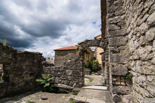 Hum Stad Centrala Istrien Nordvästra Kroatien Och Känd Som Den — Stockfoto