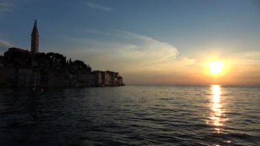 Rovinj Hırvatistan 'ın kuzey Adriyatik Denizi' nde yer alan bir kenttir..