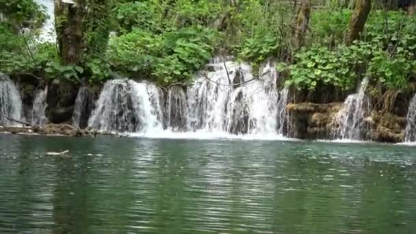 Národní Park Plitvická Jezera Jedním Nejstarších National Parks Jihovýchodní Evropě — Stock video