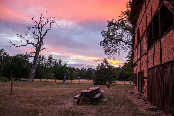 Zonsondergang Bij Rucksmoor Een Deel Van Het Dorp Gartow Nedersaksen — Stockfoto