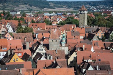 Rothenburg ob der Tauber, Almanya 'nın Bavyera eyaletinde yer alan bir şehirdir..