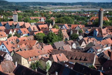Rothenburg ob der Tauber, Almanya 'nın Bavyera eyaletinde yer alan bir şehirdir..