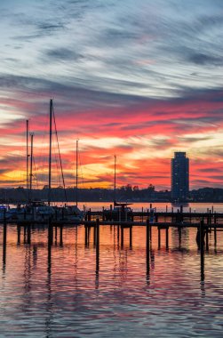 Sleswick s, Almanya'nın kuzeyinde Schleswig-Holstein kuzeydoğu kesiminde bir kasaba.