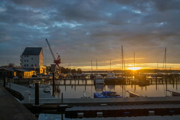 Sleswick s, Almanya'nın kuzeyinde Schleswig-Holstein kuzeydoğu kesiminde bir kasaba.