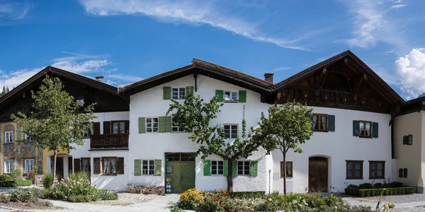 Mittenwald, Almanya 'da Bavyera eyaletinde yer alan bir şehirdir.. 