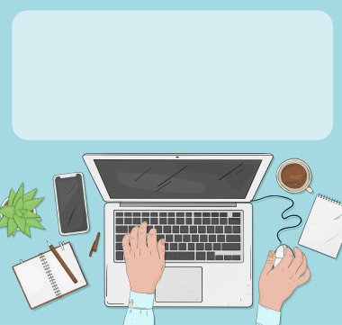 Dizüstü bilgisayarda çalışan bir adam. Bilgisayar klavyesi ve fareüzerinde eller.