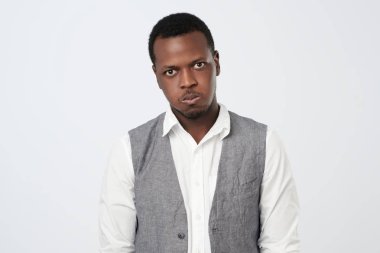 Afrika adam birine onun negatif duygu gösterilen süre rahatsız onun lopları