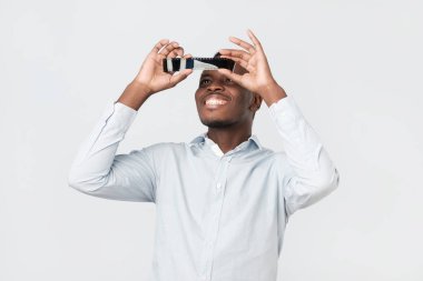 adam eski film çekim sonuçları görmek için kontrol