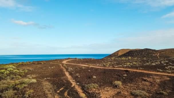 Légi Felvétel Vulkáni Tájak Fuerteventura Szigetén Kanári Szigetek — Stock videók