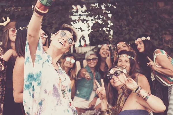 Group Beautiful Caucasian Females Friends Celebrating Taking Selfie Lot Smiles — Stock Photo, Image