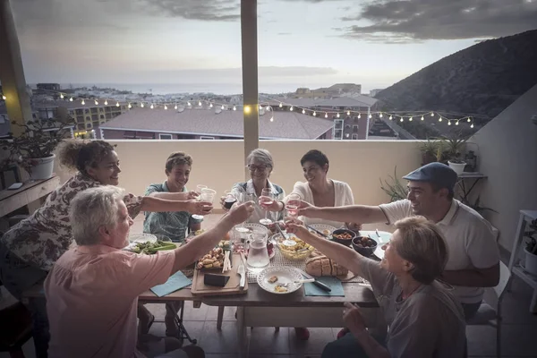 Friends Having Barbecue Party Sunset Penthouse Patio Happy People Toast — Stock Photo, Image