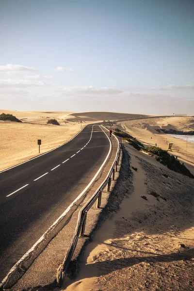 Long Way Väg För Resa Biltransport Koncept — Stockfoto