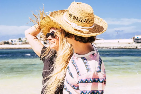 Cheerful Happy Couple Enjoy Summer Holiday Vacation Together Tropical Place — Stock Photo, Image