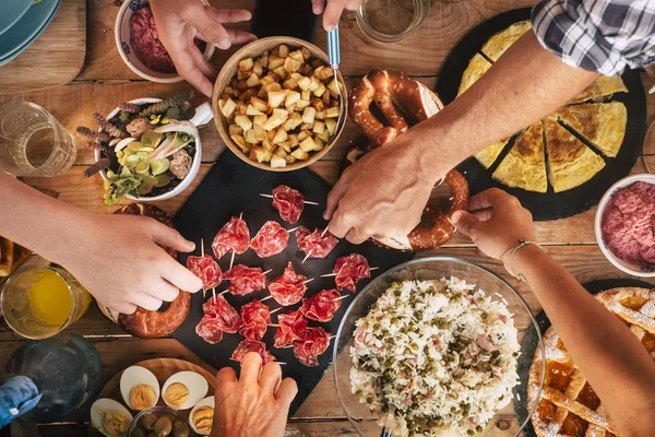 Savoureux Concept Déjeuner Dîner Avec Une Table Vue Sur Dessus — Photo