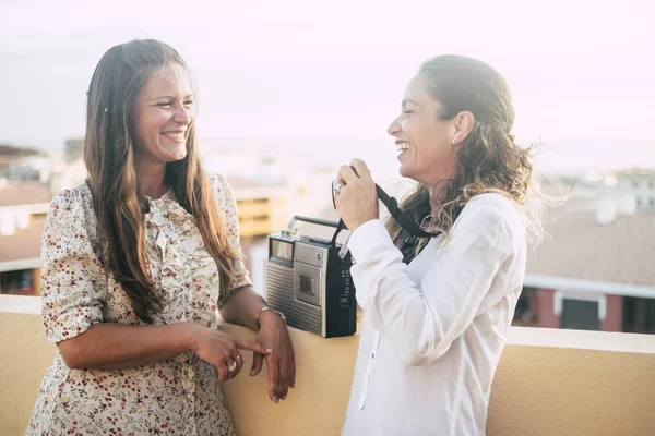 Couple of women happy friends smile and have fun laughing a lot — Stock fotografie