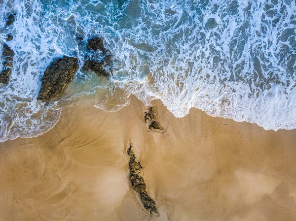 Vue Aérienne Des Vagues Bleues Océan Plage Sable Jaune — Photo