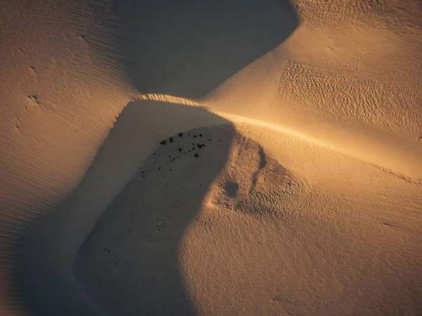 Vue Dessus Des Dunes Désert Avec Ombres Sur Sable — Photo