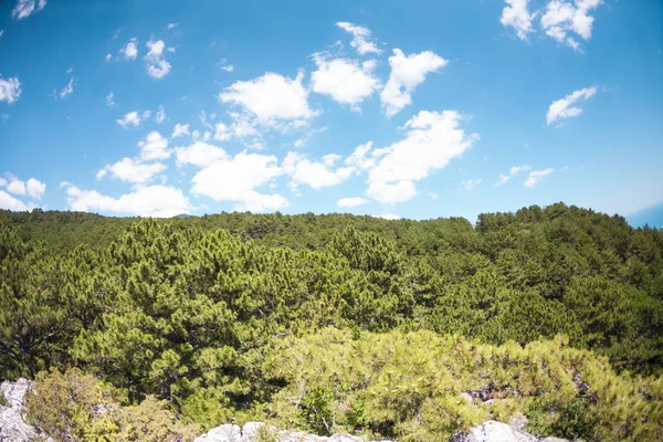 Eine Wunderschöne Berglandschaft Reisen Malerischen Orten Blauer Himmel Mit Wolken — Stockfoto