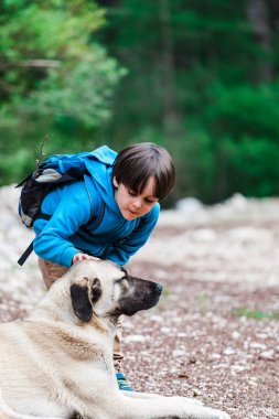 Arkadaşlık Evcil hayvan ve çocuk.