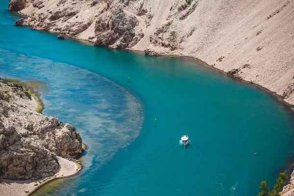 Il fiume in fondo al canyon . — Foto Stock