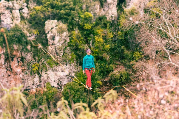 A hegyekben Highline. — Stock Fotó