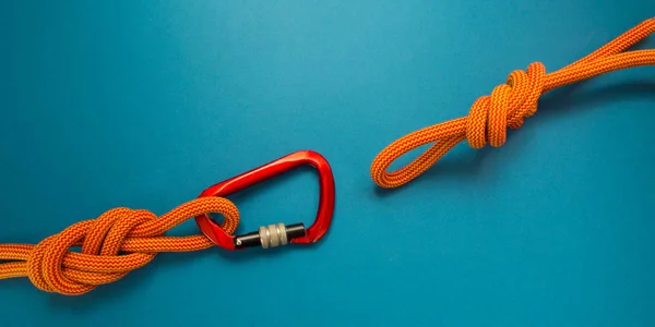 Equipment for climbing and mountaineering. — Stock Photo, Image