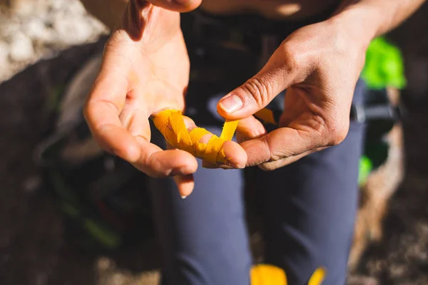 Rock Climber Bandages His Fingers Band Aid Hand Protection Damage — Stock Photo, Image