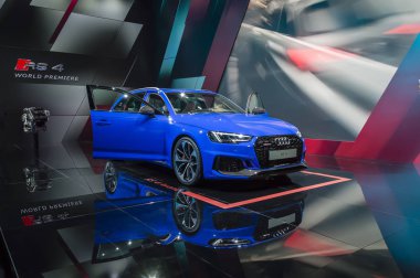Audi Rs4 quattro dünya prömiyeri IAA Frankfurt Otomobil Fuarı'nda