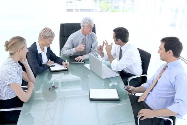 Empresários Corporativos Reunião Com Chefe — Fotografia de Stock