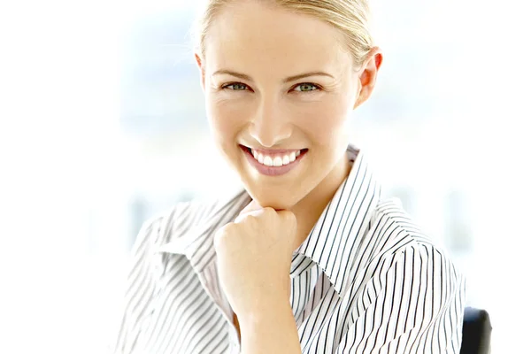 Portrait Beautiful Young Corporate Executive Woman Office — Stock Photo, Image
