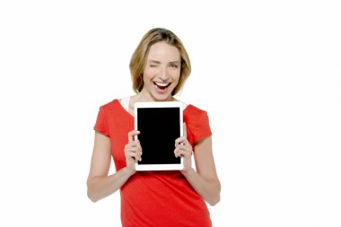 Muhteşem bir kadın tutarak tablet 