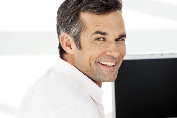 Man Using Computer Businessman Laptop Close Portrait — Stock Photo, Image