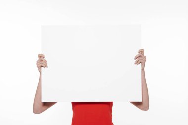 boş oturum izole - - beyaz arka plan - tanınmayan kişi tutan kadın