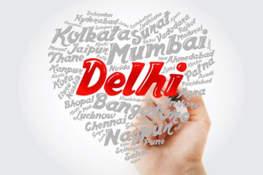 İçinde oluşan Hindistan şehirler listesi işareti kalp şekli, kelime bulutu kolaj marker, iş ile seviyorum ve kavram arka plan seyahat