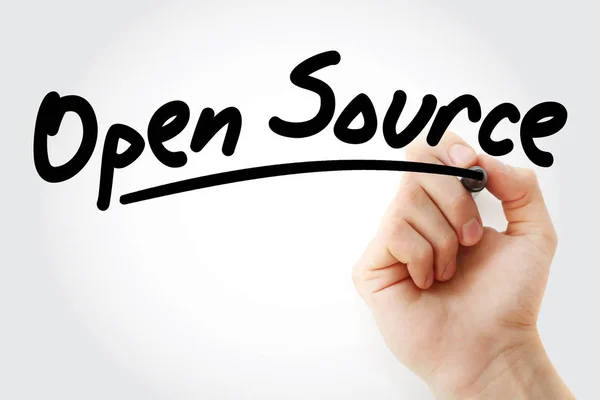 Open Source текст с маркером — стоковое фото