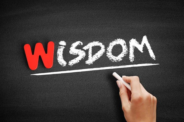 Wisdom text on blackboard — Stock Photo, Image