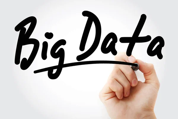 Hand schreibt Big Data mit Marker — Stockfoto