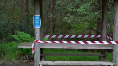 Piknik masası covid-19 kısıtlamaları nedeniyle kapalı.