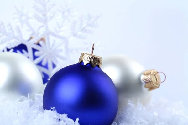 Blu palle di Natale — Foto Stock