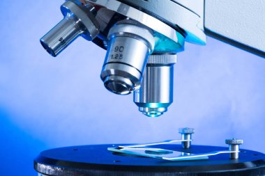 Mikroskop lensler ve slayt closeup