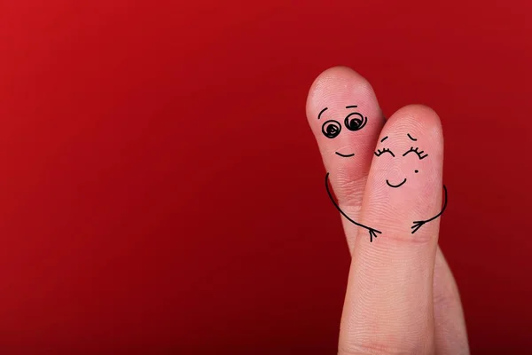 Happy prsty v lásce s malovanými smajlík — Stock fotografie