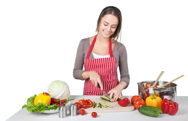 Retrato de uma mulher preparando legumes — Fotografia de Stock