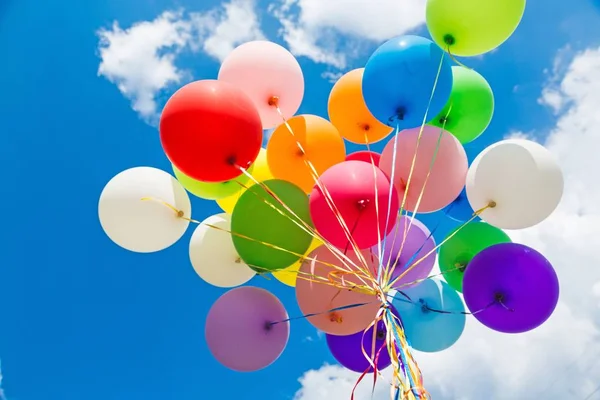 Branco Palloncini Colorati Isolati Sfondo — Foto Stock