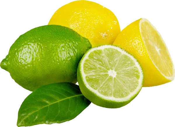 Zitronen und Limetten mit Blatt - isoliert — Stockfoto
