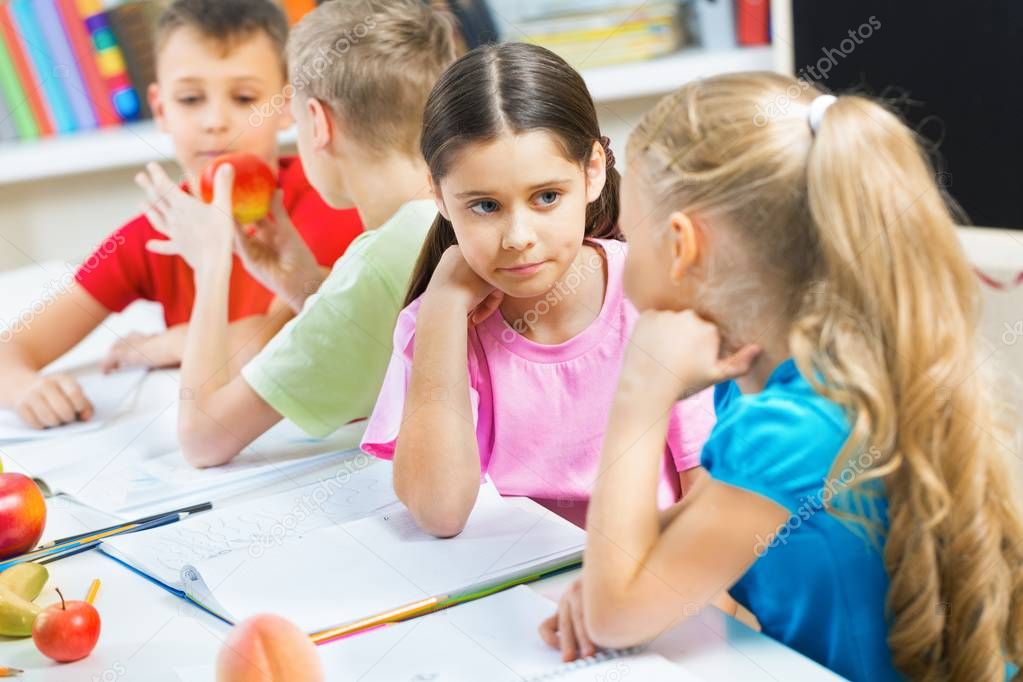 School Children in the Classroom Talking — Stock Photo School Children in the Classroom Talking — Stock Photo